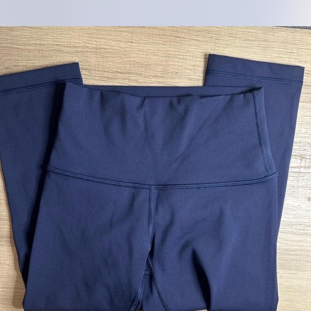 Lululemon wunder under leggings size 2